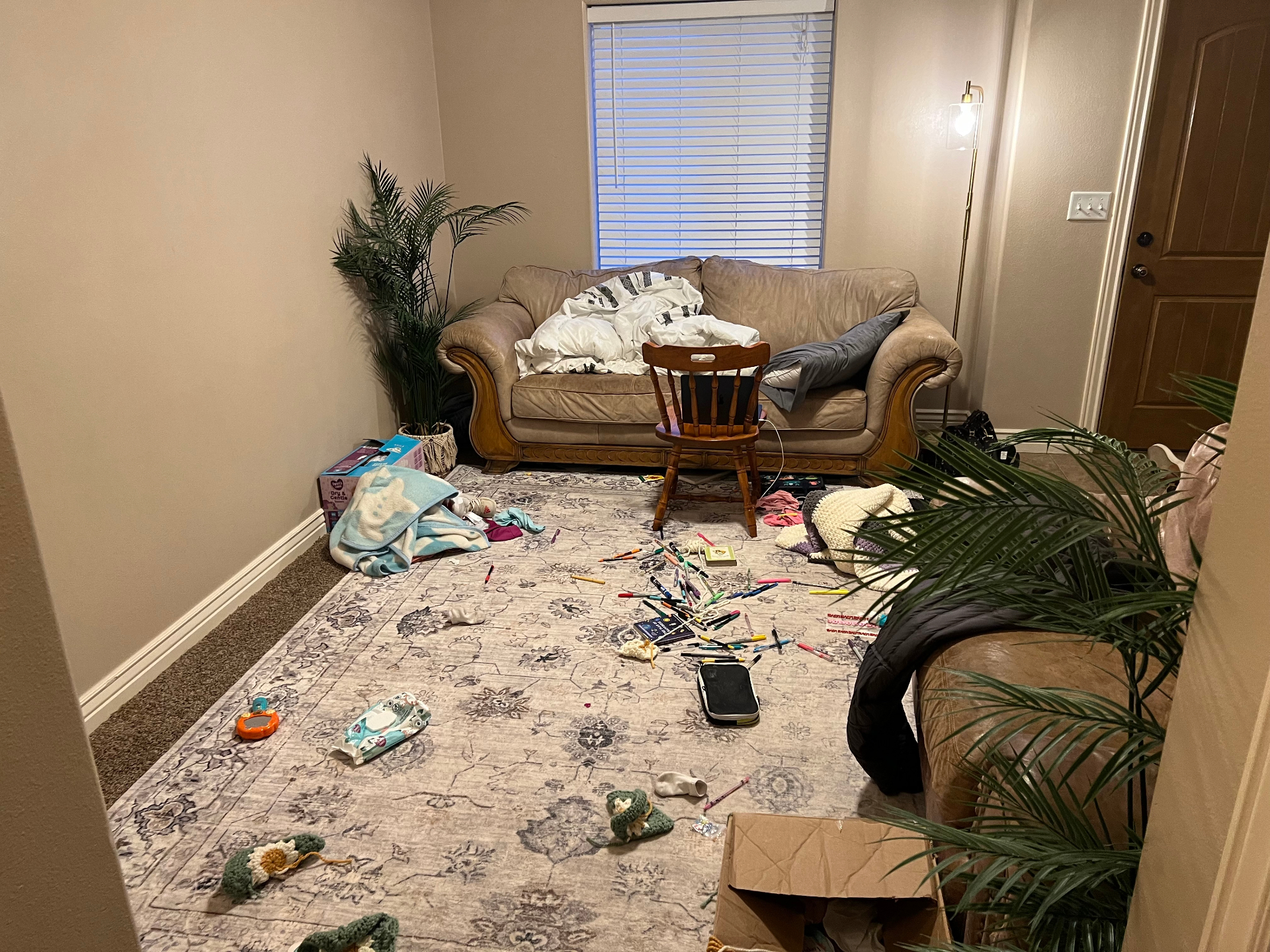 Tulsa living room before Scrubbr cleaning
